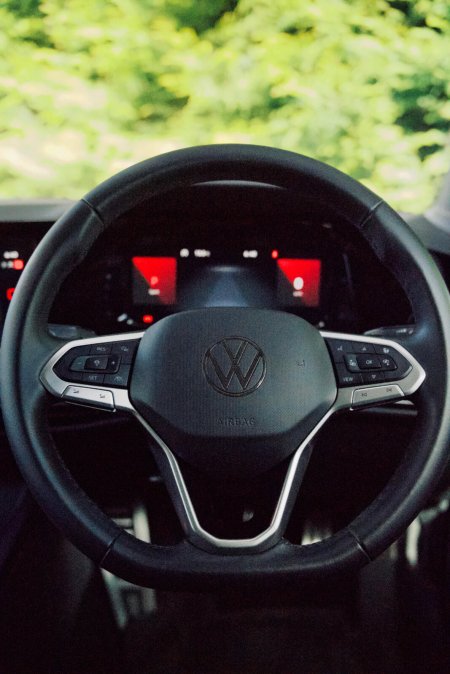 2023 Volkswagen Golf - photo 9