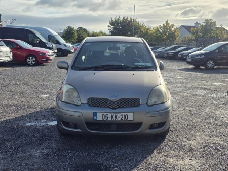 2005 Toyota Yaris - photo 3