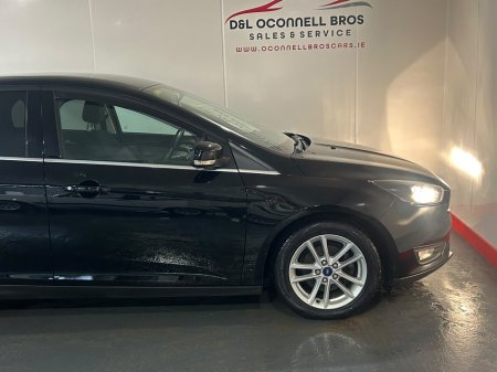 2017 Ford Focus - photo 5
