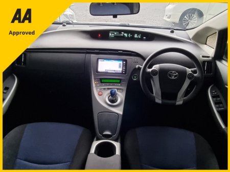 2014 Toyota Prius - photo 14