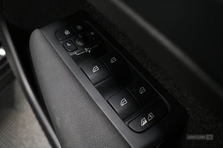 2023 Volvo XC40 - photo 36