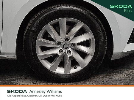 2024 Skoda Superb - photo 9