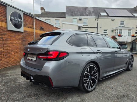 2022 BMW 5-Series - photo 8