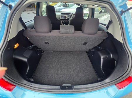 2016 Toyota Yaris - photo 11