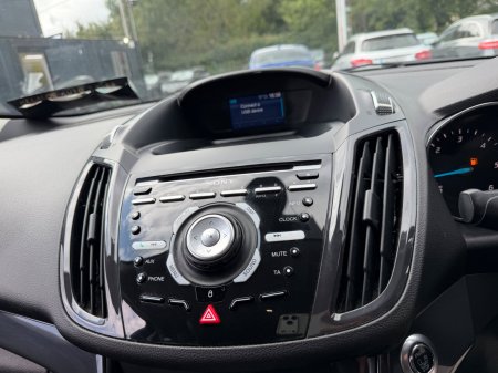2015 Ford Kuga - photo 13