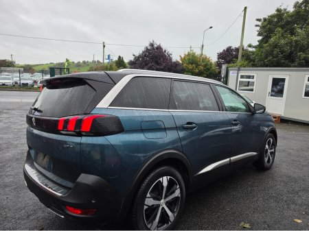 2018 Peugeot 5008 - photo 15