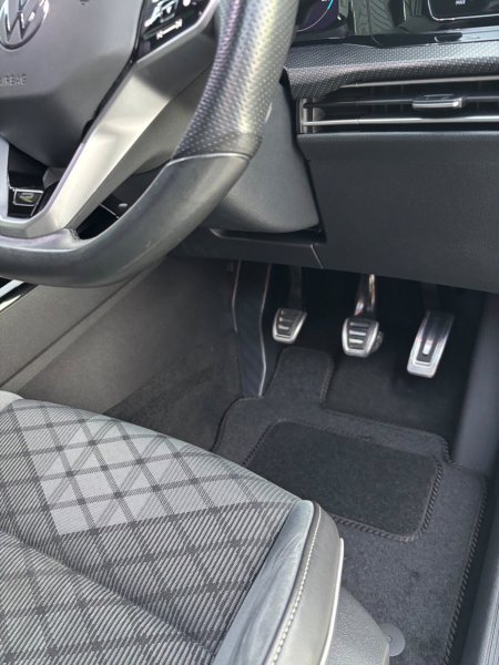 2023 Volkswagen Golf - photo 34
