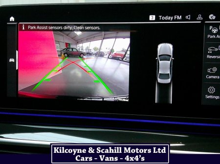 2022 BMW 5-Series - photo 28