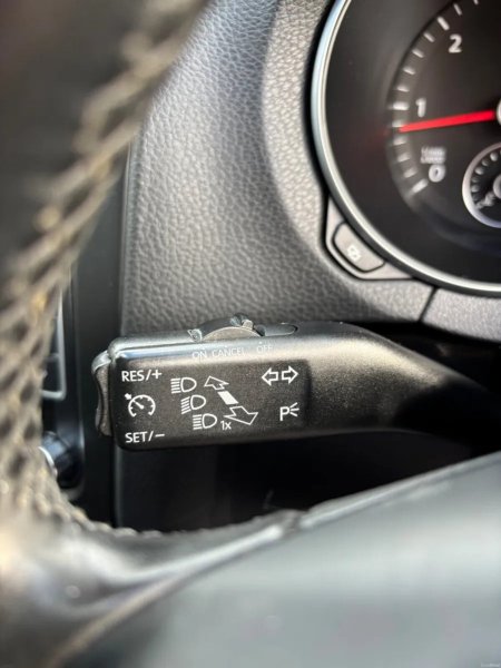 2011 Volkswagen Golf - photo 26