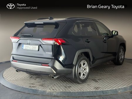 2023 Toyota RAV4 - photo 2