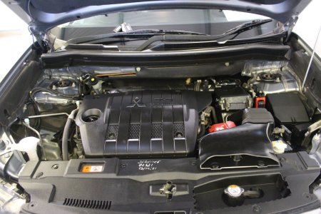2016 Mitsubishi Outlander - photo 3