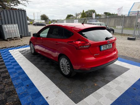 2017 Ford Focus - photo 8