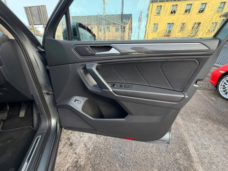 2020 Volkswagen Tiguan - photo 10