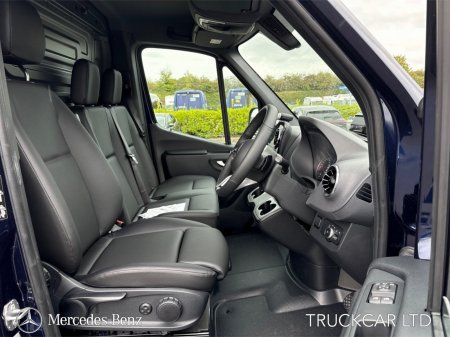 2027 Mercedes-Benz Sprinter - photo 10