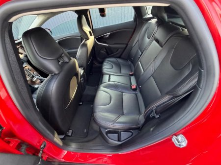 2017 Volvo V40 - photo 47