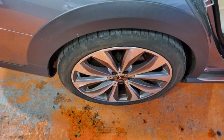 2018 Mercedes-Benz E-Class - photo 10