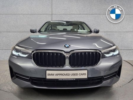 2021 BMW 5-Series - photo 16