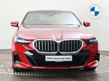 2024 BMW 5-Series - photo 16
