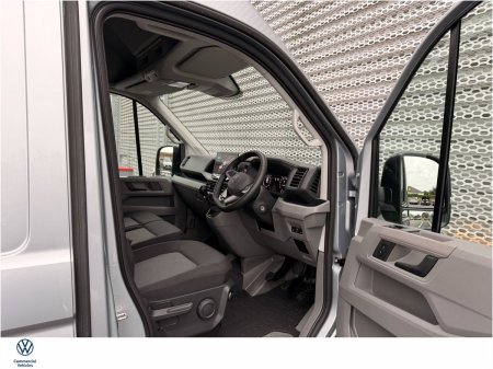 2026 Volkswagen Crafter - photo 2