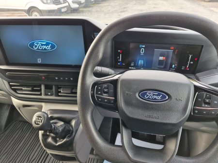 2025 Ford Transit Custom - photo 12