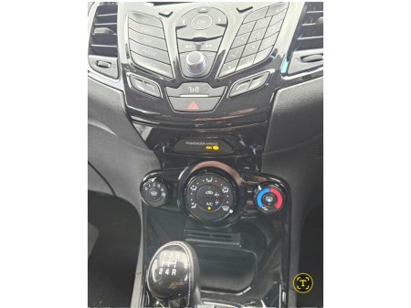 2017 Ford Fiesta - photo 5