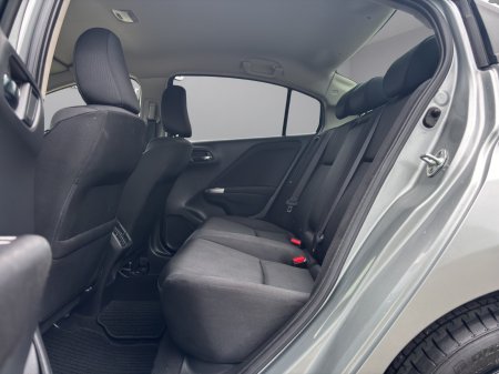 2016 Honda Grace - photo 15