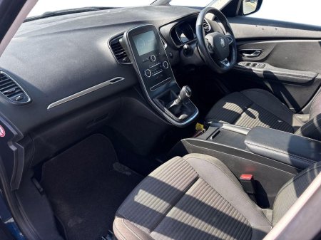 2019 Renault Scenic - photo 4