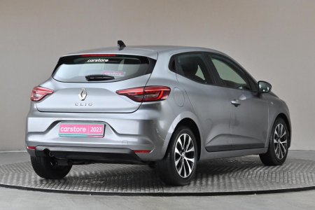 2023 Renault Clio - photo 9