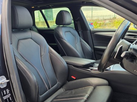 2019 BMW 5-Series - photo 30