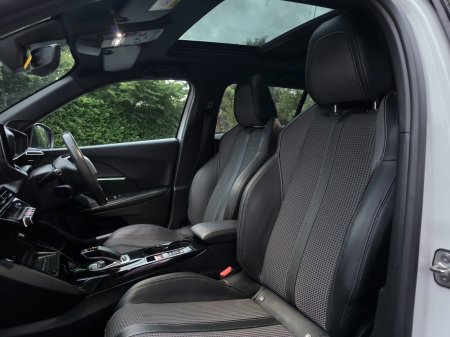 2020 Peugeot 2008 - photo 18