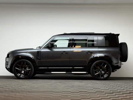 2024 Land Rover Defender - photo 4