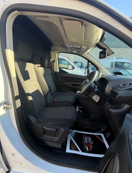 2023 Citroen Berlingo - photo 4
