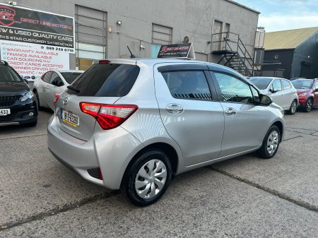 2018 Toyota Vitz - photo 8