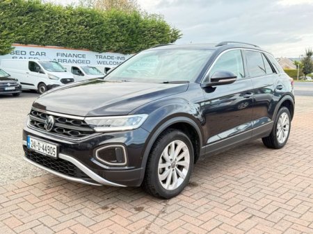 2024 Volkswagen T-Roc - photo 3
