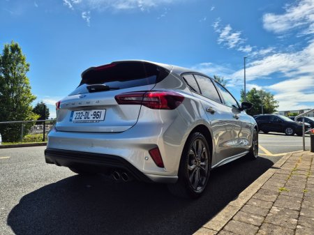 2023 Ford Focus - photo 5