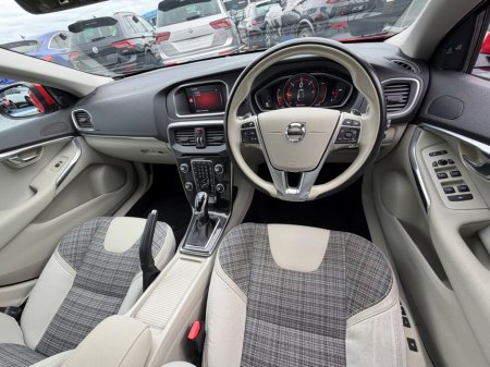 2018 Volvo V40 - photo 19