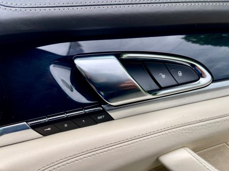 2015 Porsche Panamera - photo 13