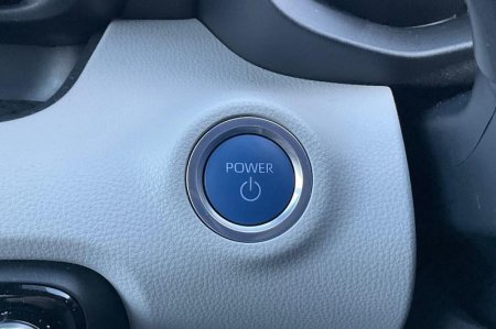 2022 Toyota Yaris - photo 27