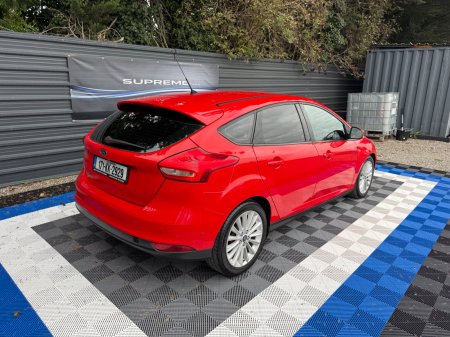 2017 Ford Focus - photo 6