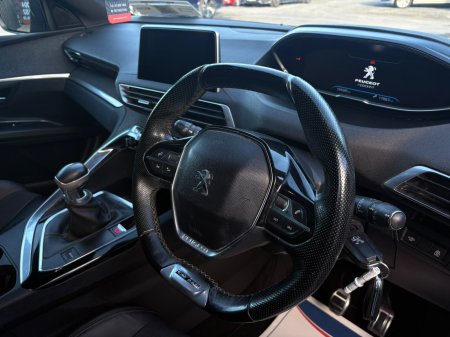 2018 Peugeot 5008 - photo 18