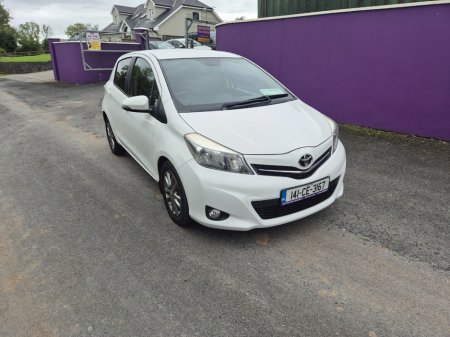 2014 Toyota Yaris - photo 3