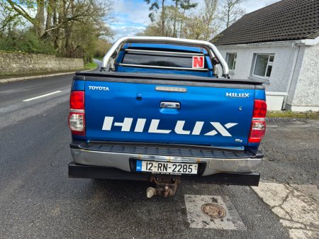 2012 Toyota Hilux - photo 3