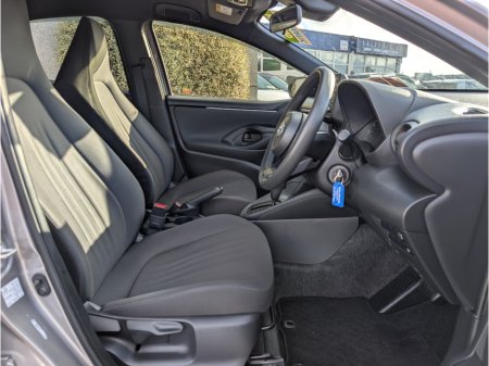2020 Toyota Yaris - photo 12