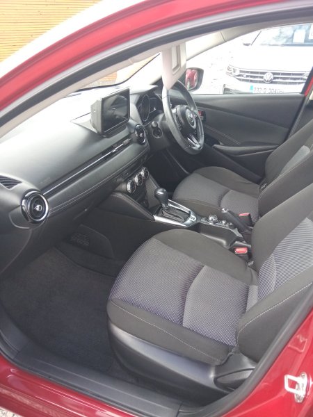 2017 Mazda Demio - photo 18