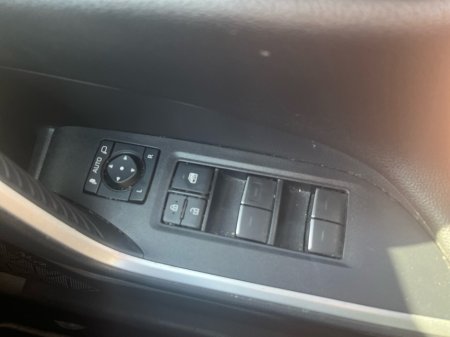 2025 Toyota RAV4 - photo 12
