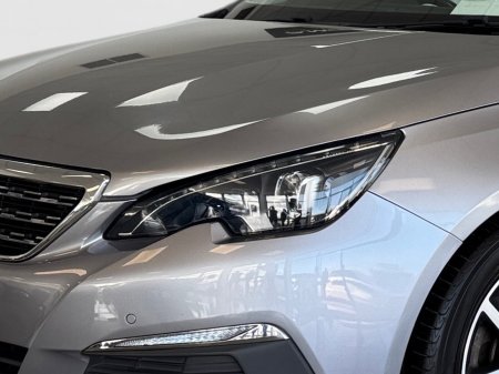 2018 Peugeot 308 - photo 9