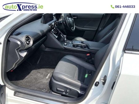 2021 Lexus IS - photo 11