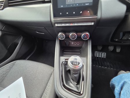 2022 Renault Clio - photo 14