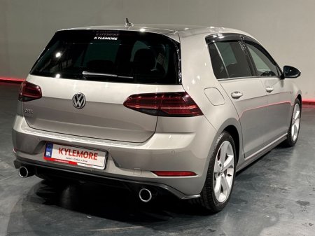 2018 Volkswagen Golf - photo 3