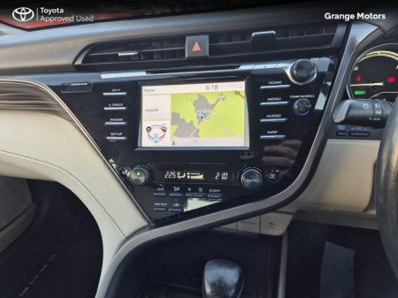 2021 Toyota Camry - photo 17